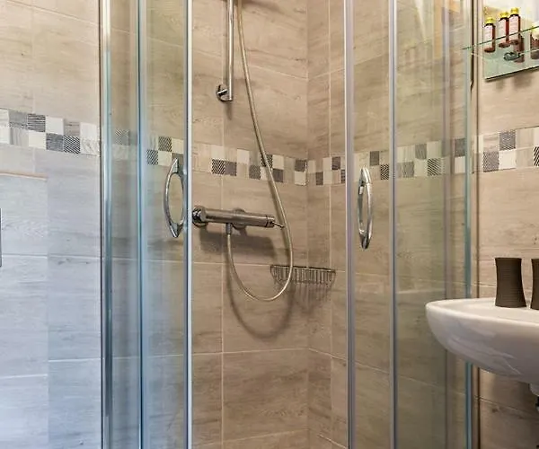 Ariston Ξενοδοχείο με διαμερίσματα 4*