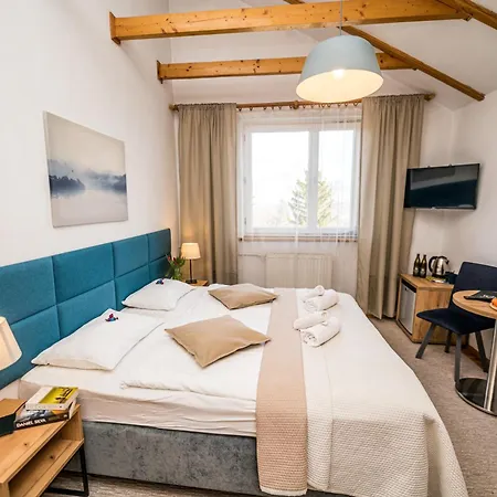 Aparthotel Ariston 4*