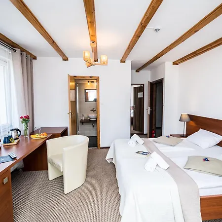 公寓式酒店 Ariston 4*