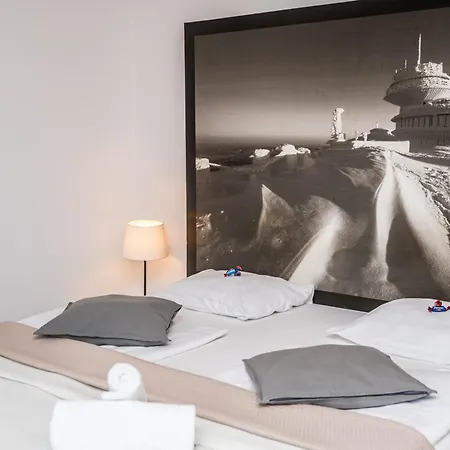 Ariston Lägenhetshotell