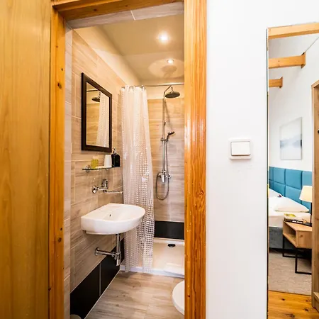 Ariston 卡尔帕奇