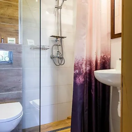 Lägenhetshotell Ariston 4*